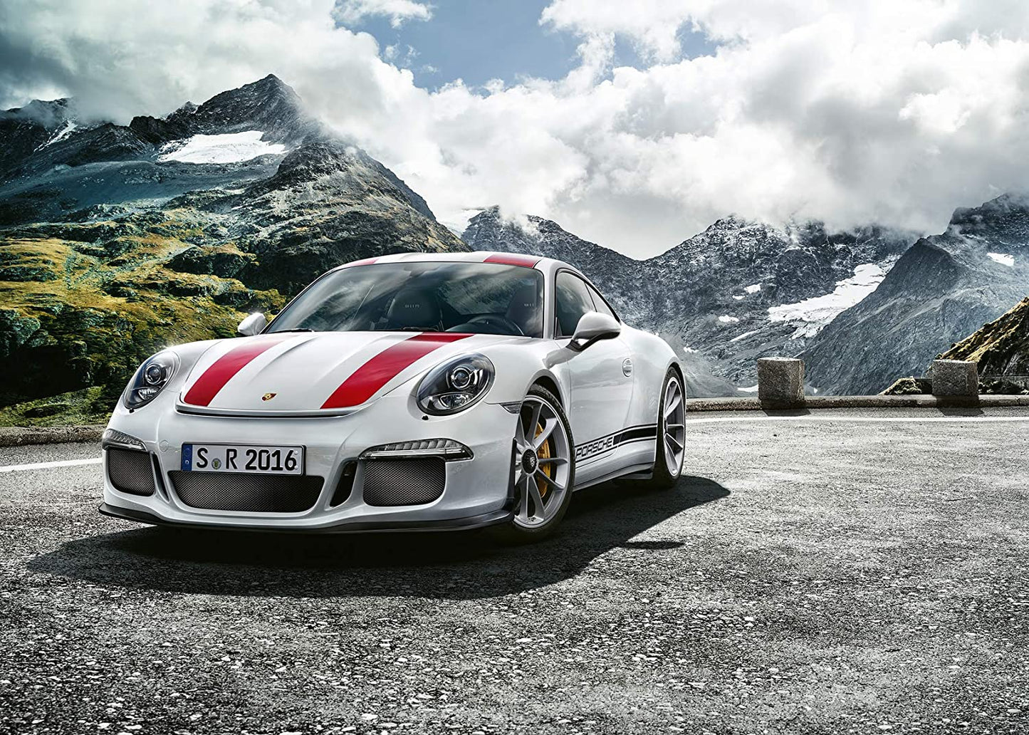 Ravensburger Porsche 911 R 1000 Piece Puzzle image 1