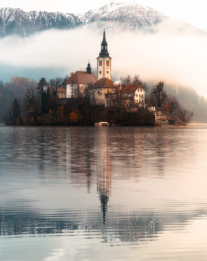 Ravensburger Isola di Bled Slovenia 1500 Piece Puzzle image 1