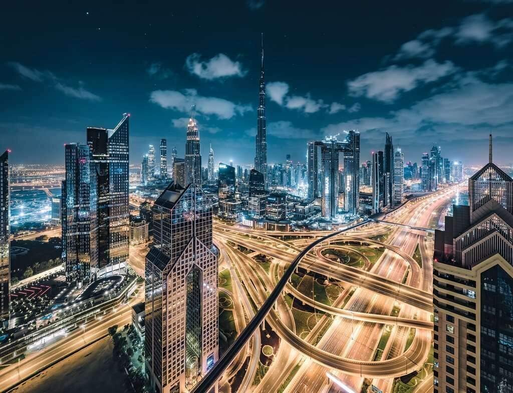 Ravensburger View of Dubai 2000 Piece Puzzle image 1